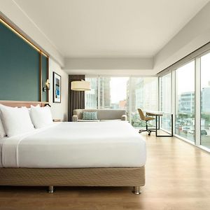 Habitación Panorámica con Cama King Esquinera